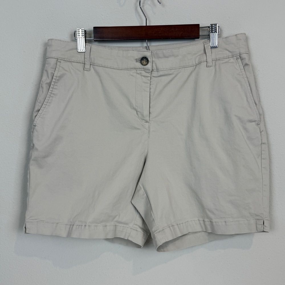 Tommy Bahama Classic Chino Shorts 14